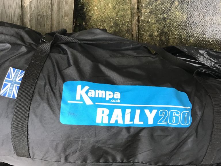 AWNING WITH CARRY CASE