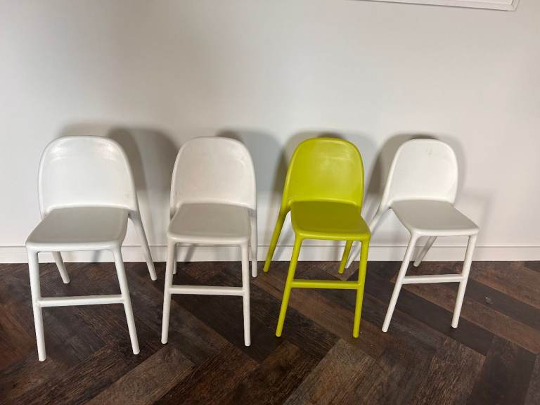 4 x Kids plastic high chair dining stool £15 each - great for outdoors too