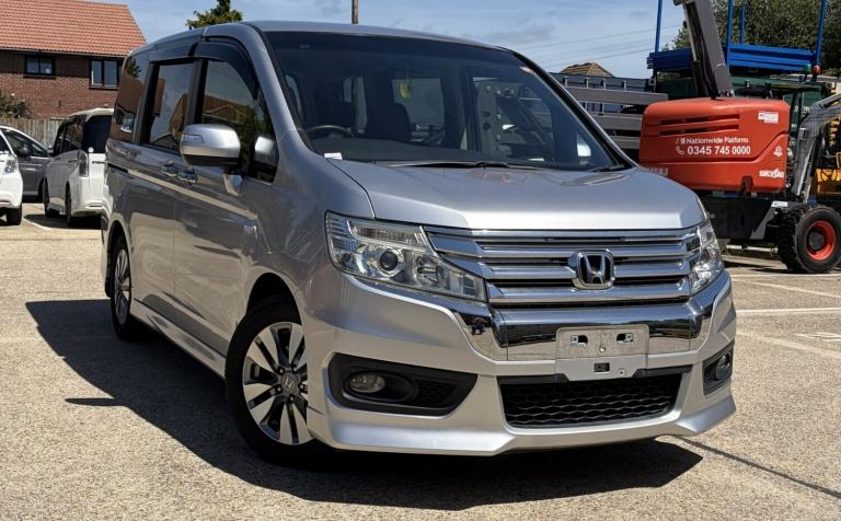 2015/64 Honda Stepwagon 2.0 Spada Silver 8 Seat Both Power Sliding Door ULEZ