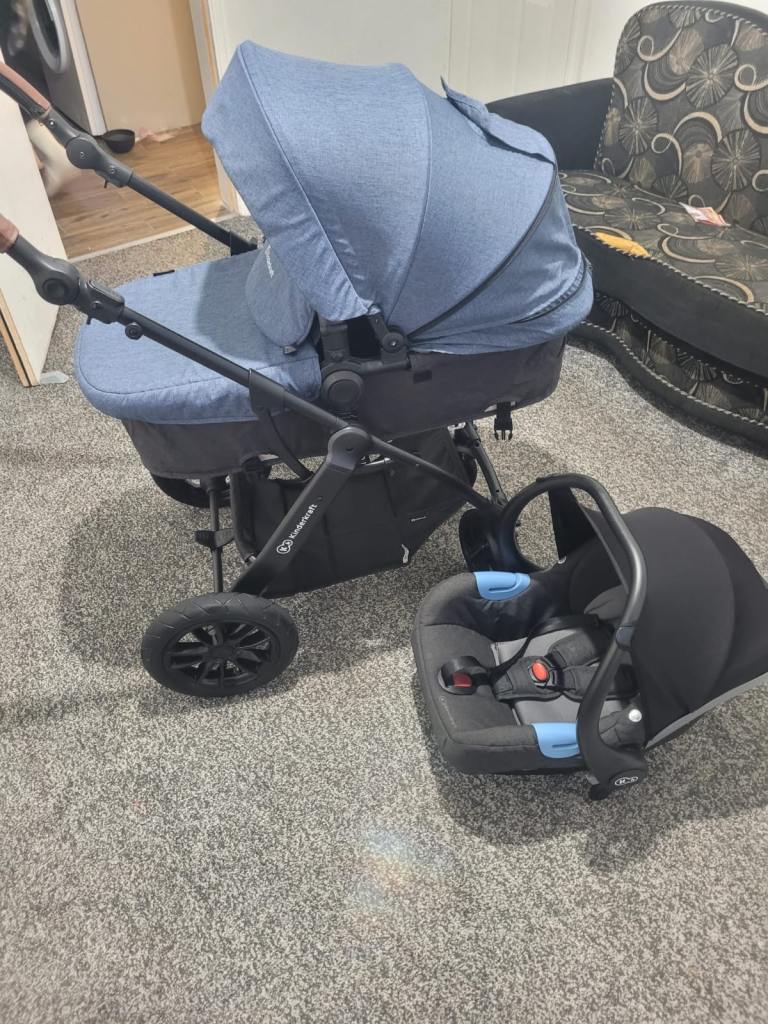Kinderkraft pram 3in1