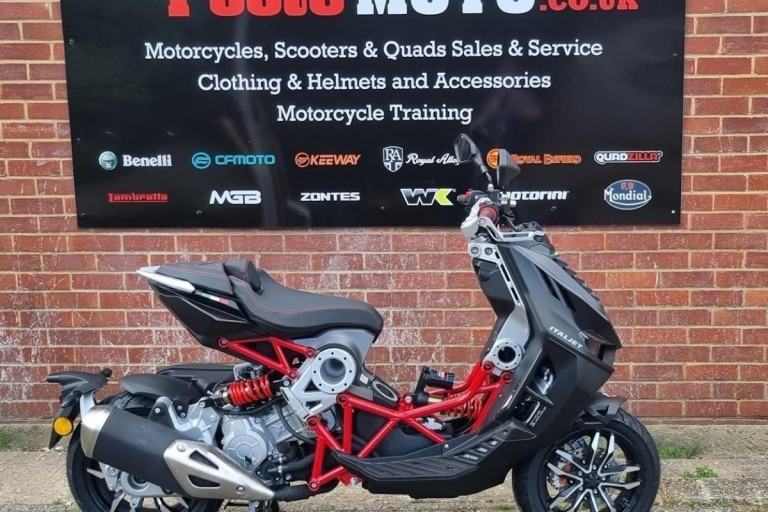ItalJet Dragster 125cc Sports Auto Scooter A1 Learner Legal Was £4999 Now £34...