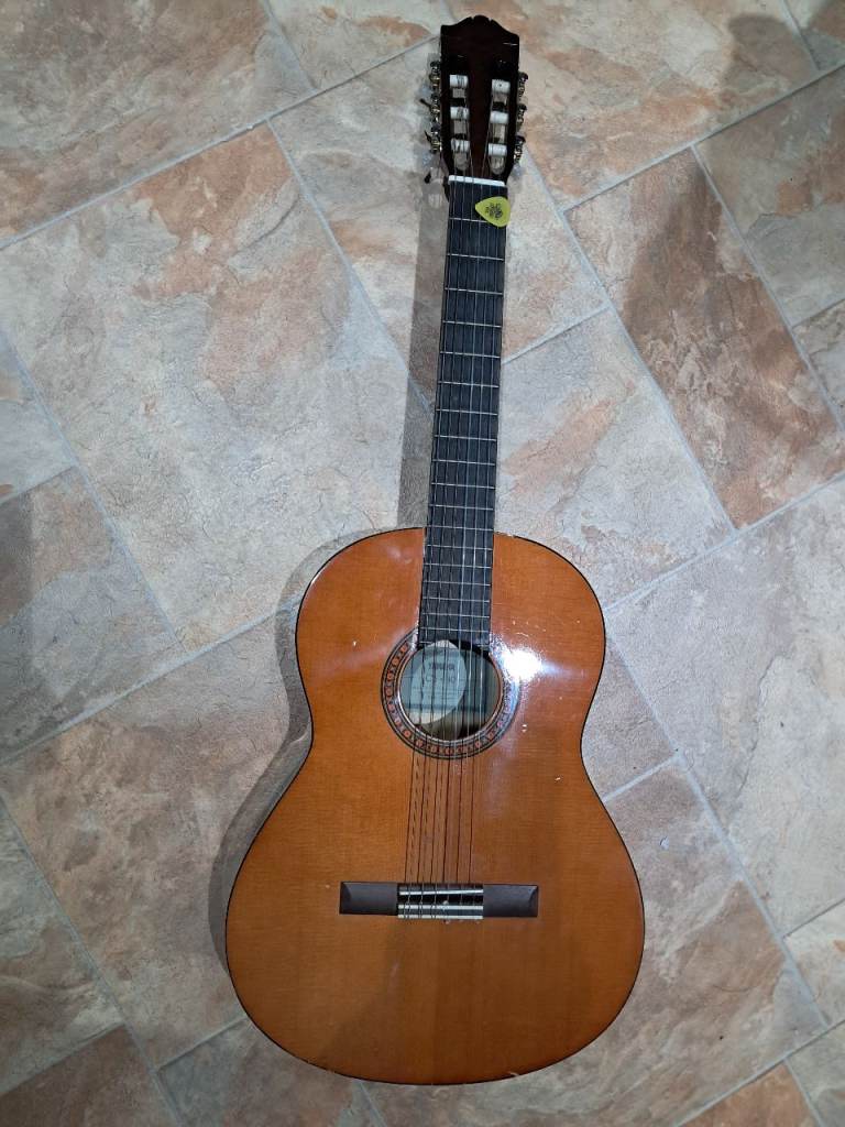 Yamaha CS40 Guitar Kids