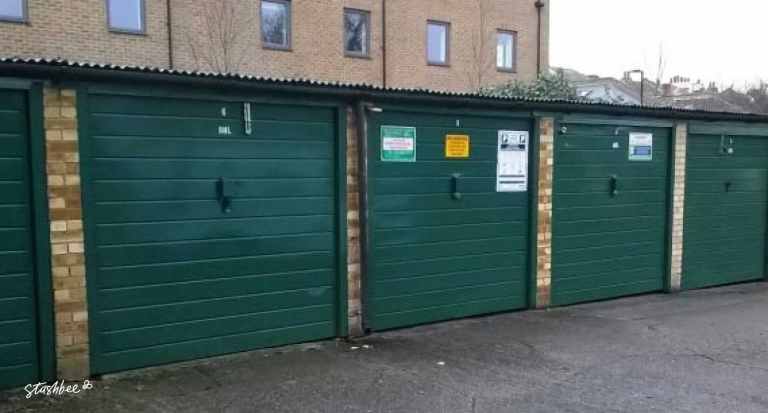 Garage to rent in London (N22) | Stashbee