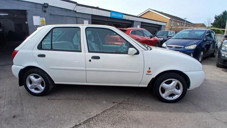 1997 Ford Fiesta 1.4 GHIA X 5DR 1997 P REG 35,000 MILES HATCHBACK Petrol Manual