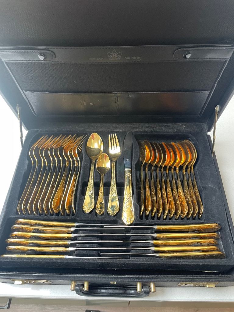 Brand New Unused SBS 24 carat gold plated cutlery set