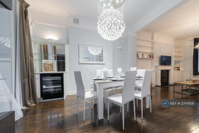 3 bedroom flat in Basement & Ground Floor, London, W9 (3 bed) (#2747626)