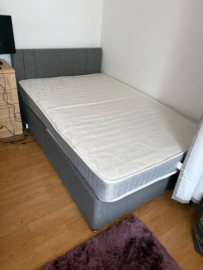 Double bed vgc 