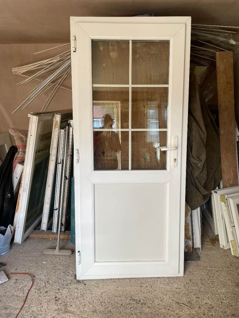 UPVC DOOR 203 x 88 cm - BEAUTIFUL GEORGIAN UPVC DOUBLE GLAZED DOOR - CLEAR GLAZING (REF: DX223)