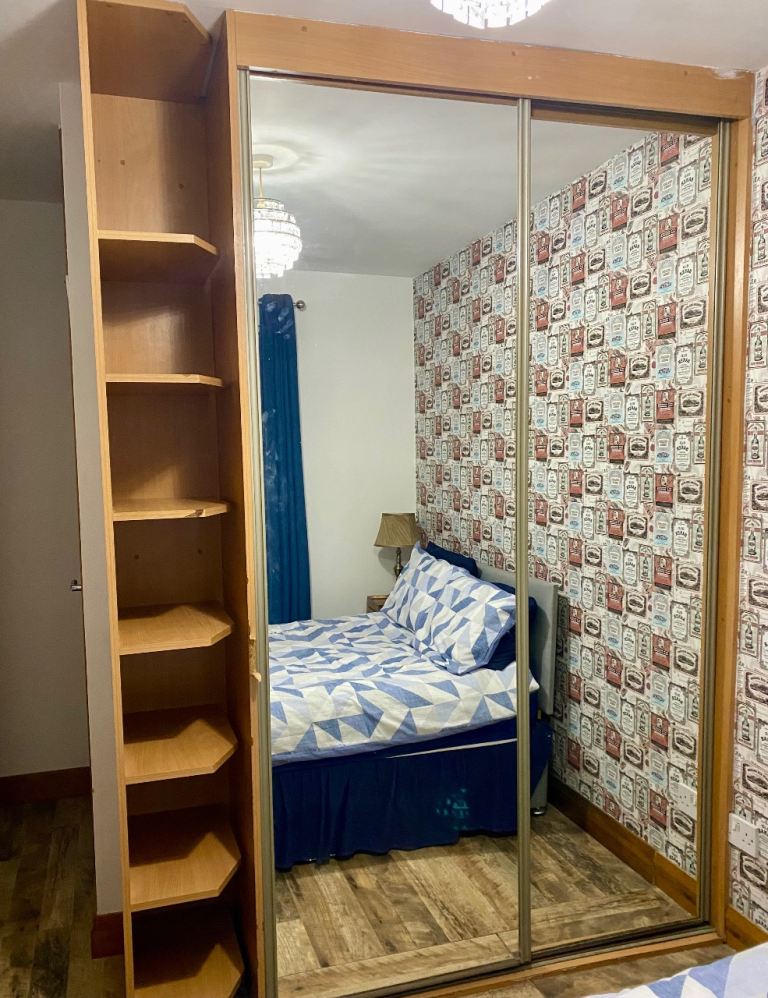 Free 2x mirrored sliding wardrobe doors 