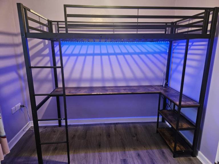 Kids bunk bed
