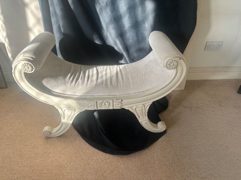 Vintage Distressed finished French stool in cream & gold