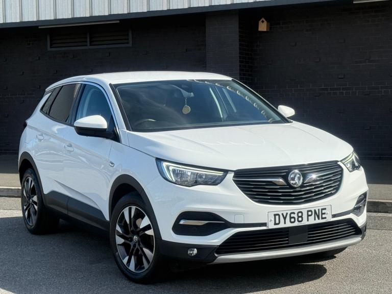 2018 Vauxhall Grandland X 1.2 Turbo Sport Nav 5dr HATCHBACK Petrol Manual