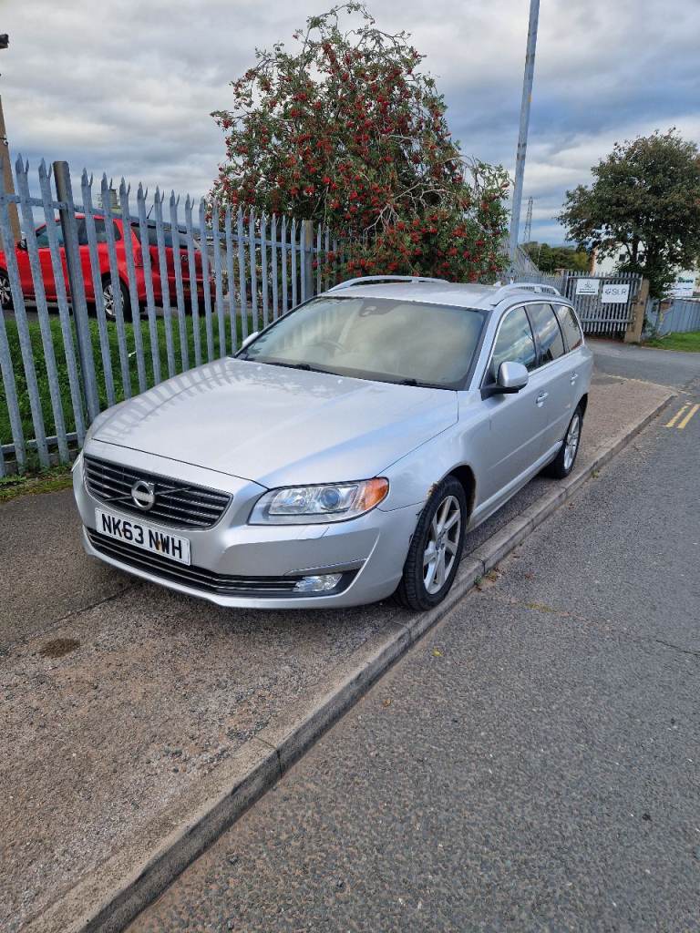 Volvo, V70, Estate, 2013, Manual, 1984 (cc), 5 doors