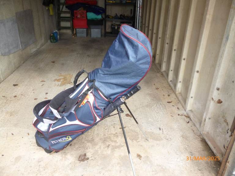 Golf bag and clubs