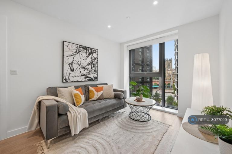 1 bedroom flat in New Kings Head Yard, Salford, M3 (1 bed) (#3077029)