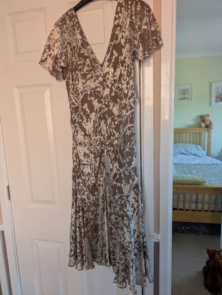 Ladies dress