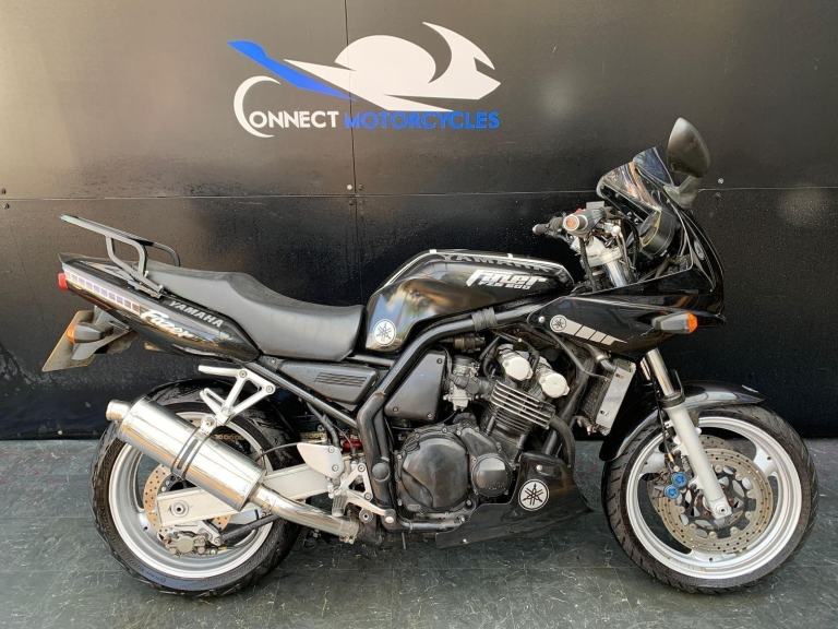 YAMHA FZS 600 FAZER PROJECT BIKE
