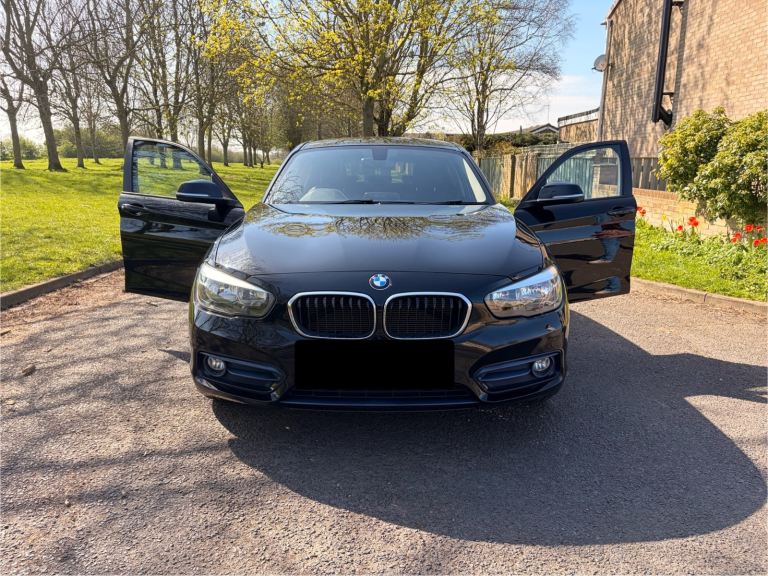 2019 BMW 1 Series 116D Sport in black. Low Milage
