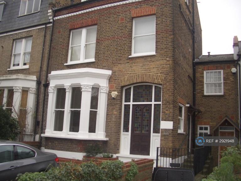 1 bedroom flat in Brondesbury Road, Queens Park, NW6 (1 bed) (#2921948)