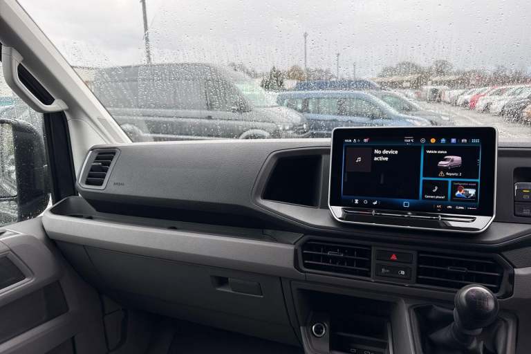 2025 Volkswagen Crafter 2.0 TDI 140PS Commerce Plus High Roof Van PANEL VAN DIESEL Manual