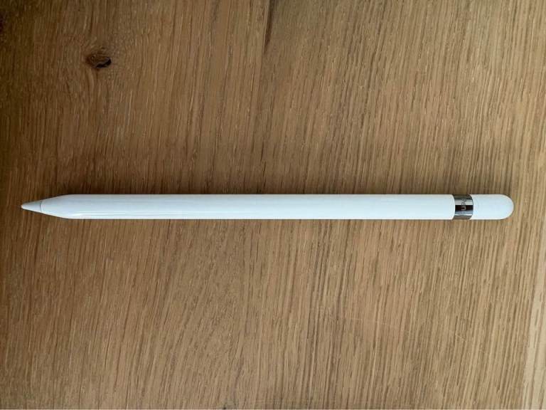Apple 1st generation pencil with box and all parts