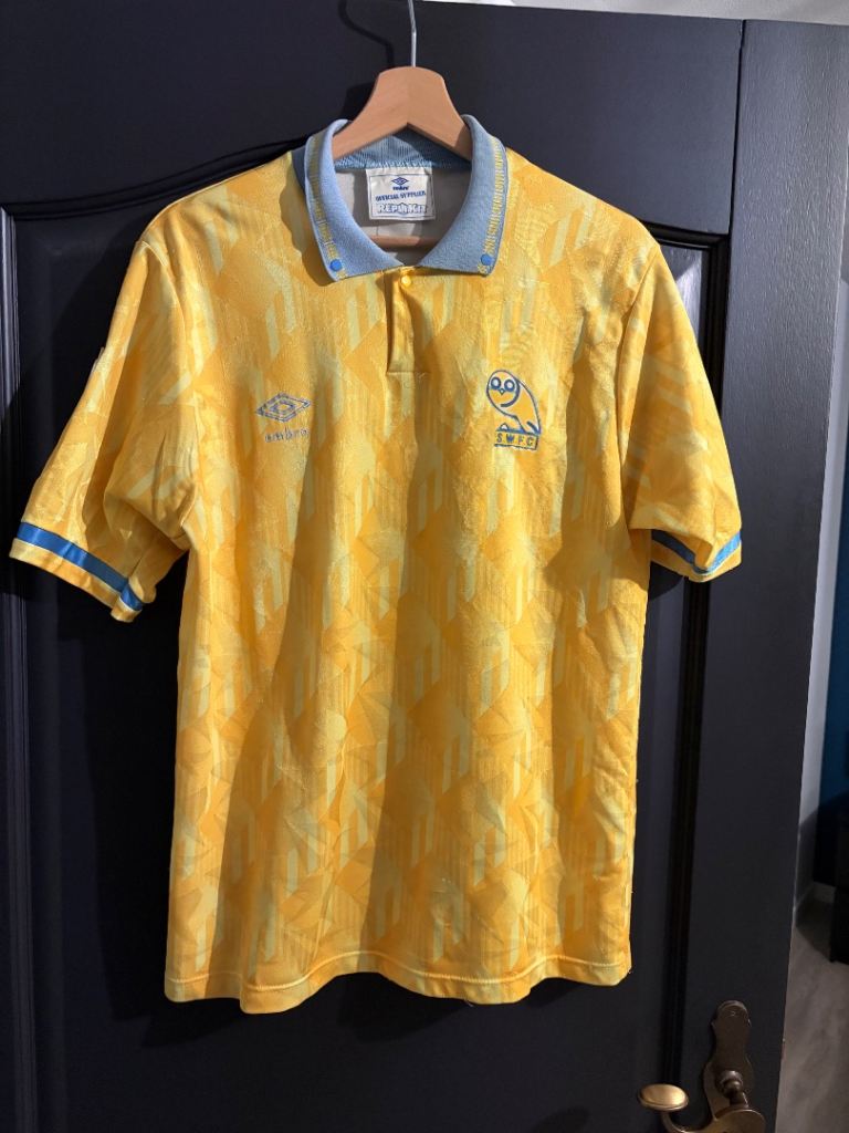 Original football shirt Sheffield Wednesday