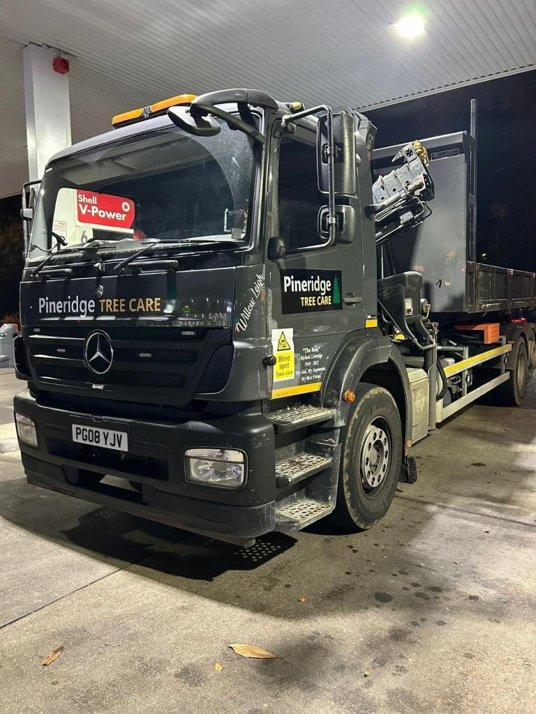 Mercedes-Benz Axor [Phone number removed]ton hook loader crane lorry Manaul 