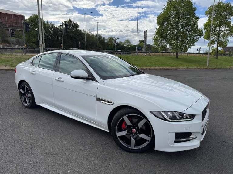 2018 Jaguar XE 2.0d R-Sport Auto Euro 6 (s/s) 4dr SALOON Diesel Automatic