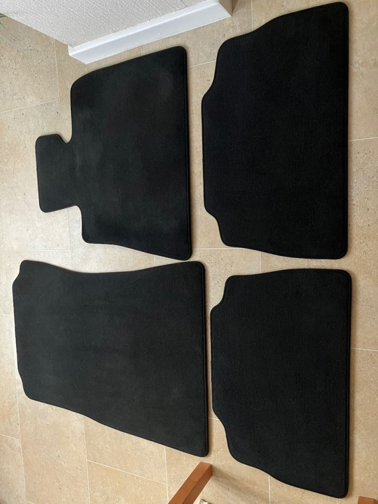 BMW carmats
