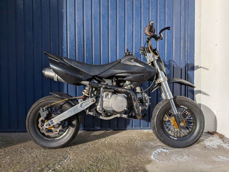 Stomp 140 Supermoto pitbike