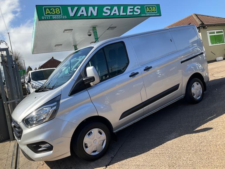 2019 Ford Transit Custom 300 TREND 2.0 ECOBLUE 130 BHP PANEL VAN EURO 6 PANEL VAN Diesel Manual