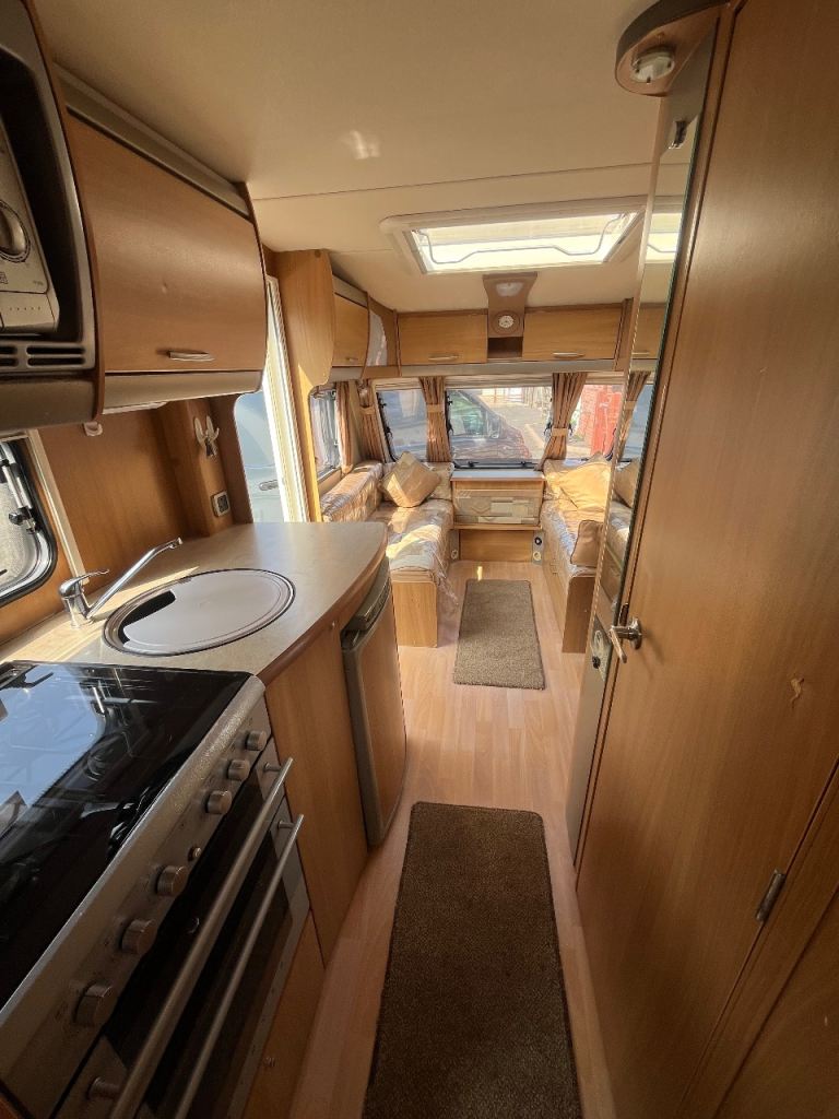 Swift challenger 560