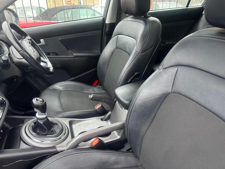 KIA SPORTAGE 1.7 CRDi EcoDynamics 2 2WD Euro 5 (s/s) 5dr 2015