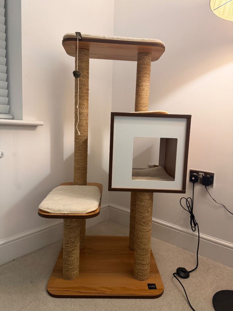 Catit Vesper Large Cat Tree - Walnut