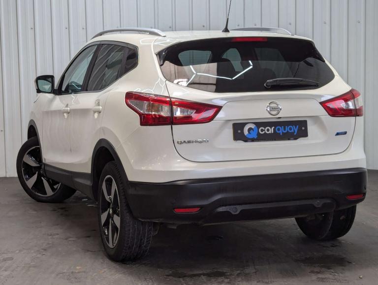 2015 Nissan Qashqai 1.5 Qashqai N-Tec+ dCi 5dr SUV Diesel Manual
