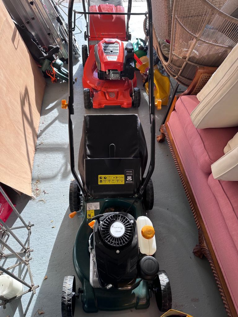 Petrol lawnmower 