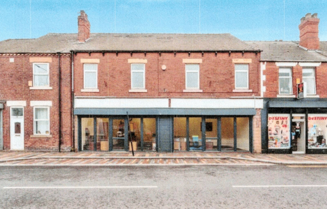 Double fronted shop for rent 