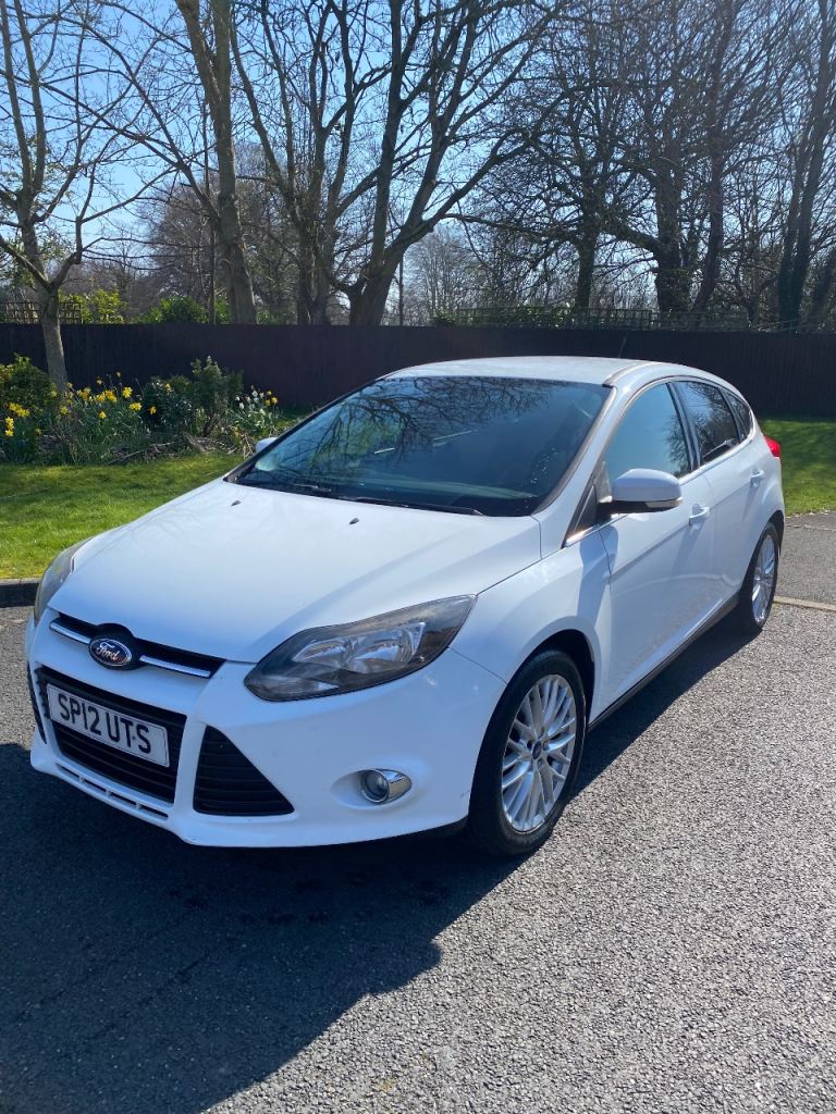Ford, FOCUS, Hatchback, 2012, Manual, 1596 (cc), 5 doors