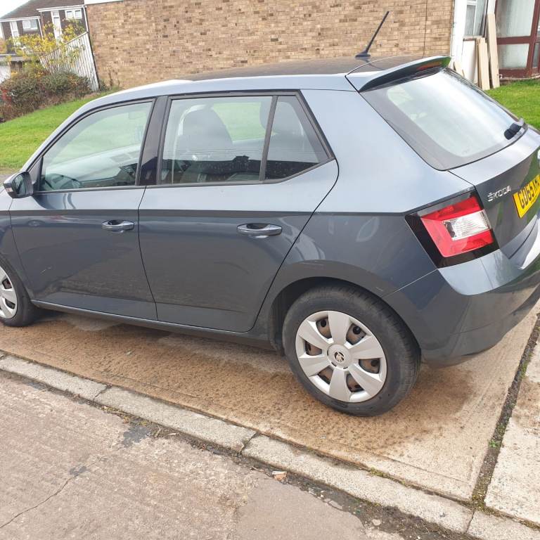 Skoda, FABIA, Hatchback, 2015, Manual, 1422 (cc), 5 doors