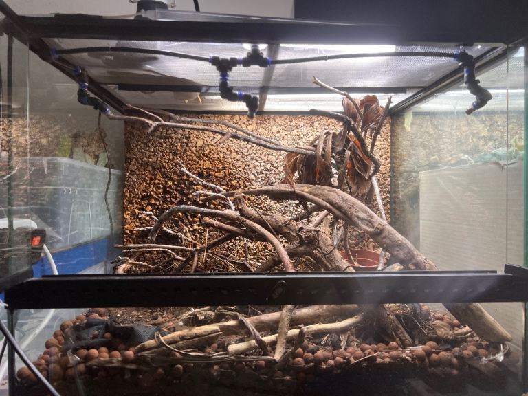 Exo Terra 60x45x45h vivarium