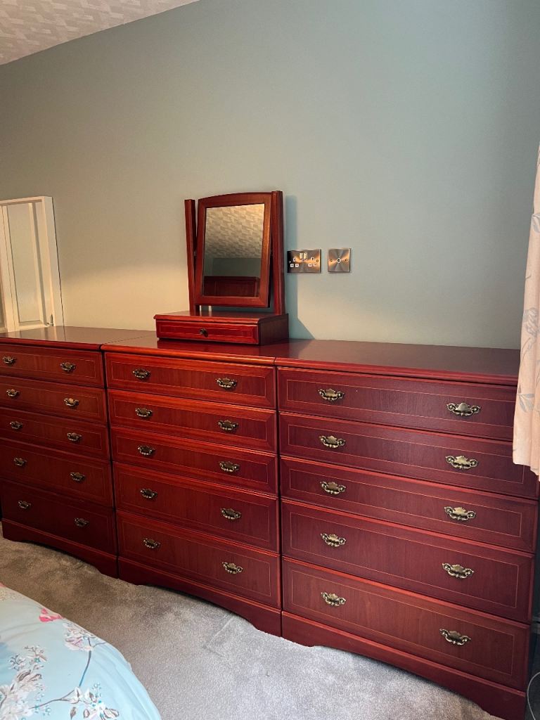 ESA McIntosh Bedroom Suite