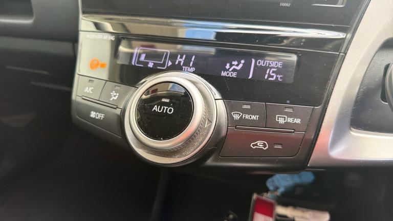 2020 Toyota Prius+ 1.8 VVTi Excel TSS 5dr CVT Auto MPV PETROL/ELECTRIC Automatic