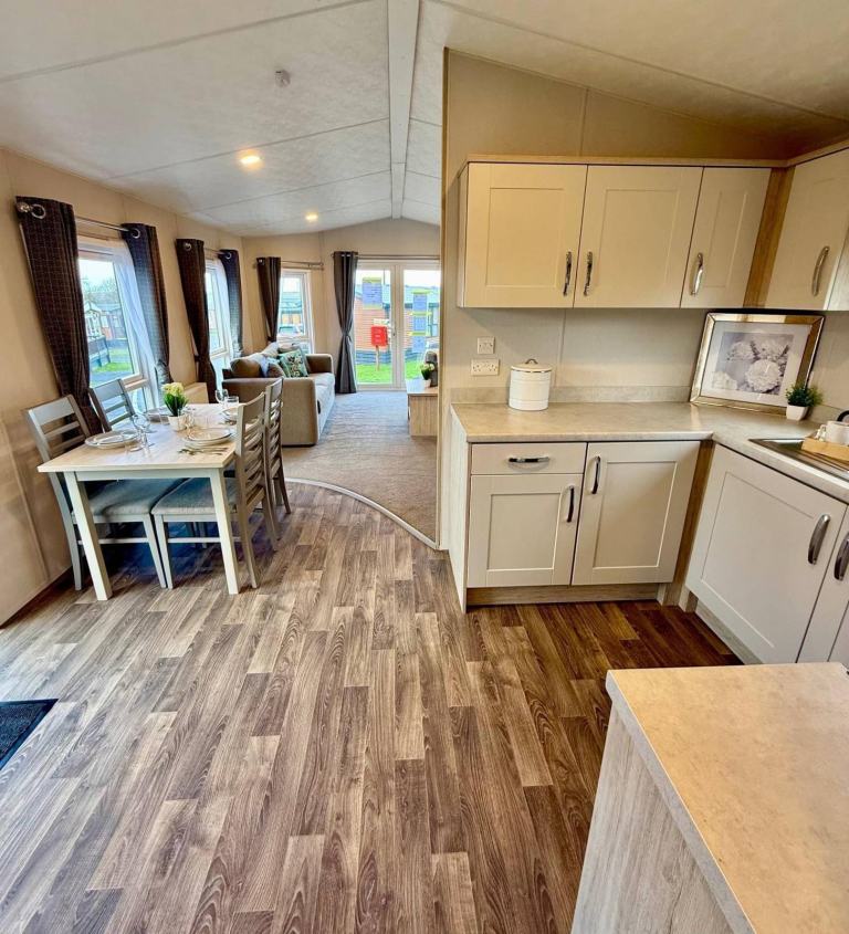 Langford Lodge in Devon  - Lodge / Caravan 