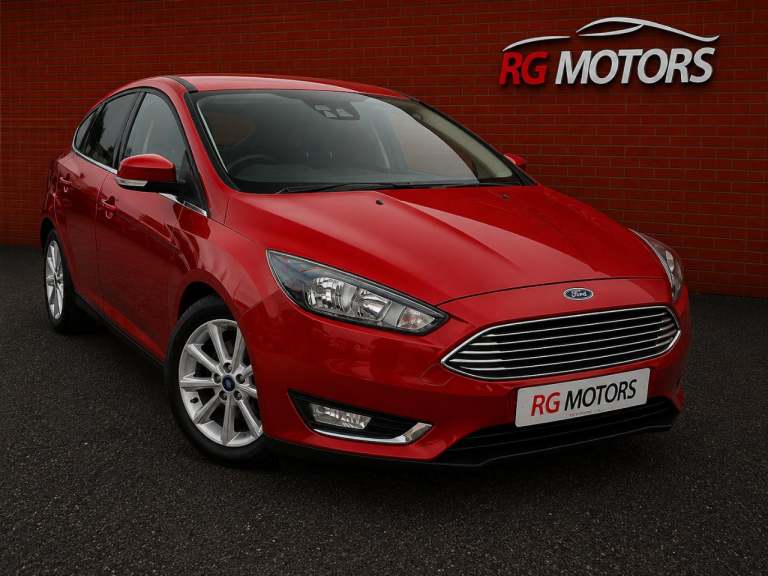 Ford Focus 1.0 EcoBoost 125 Titanium 5dr Petrol