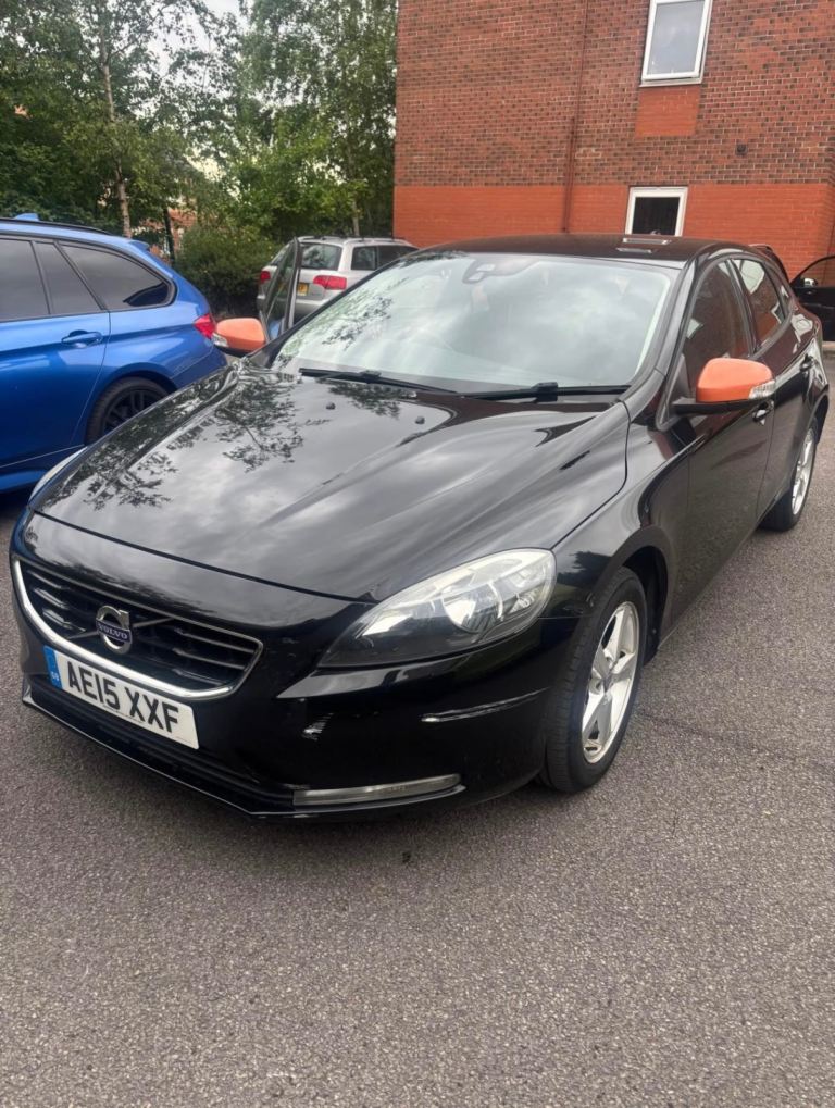 Volvo, V40, Hatchback, 2015, Manual, 1969 (cc), 5 doors