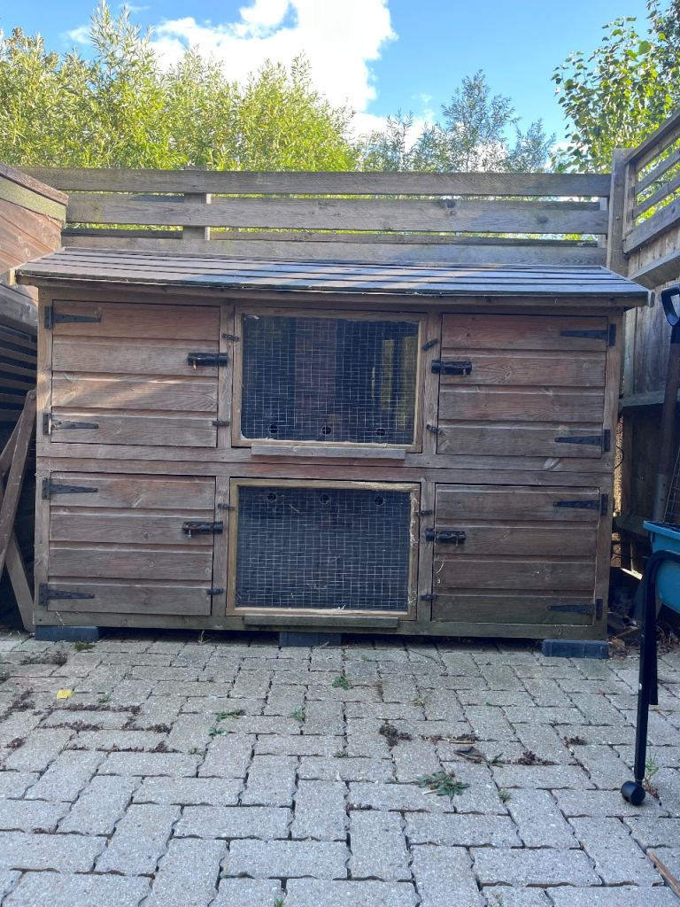 Huge double rabbit hutch 