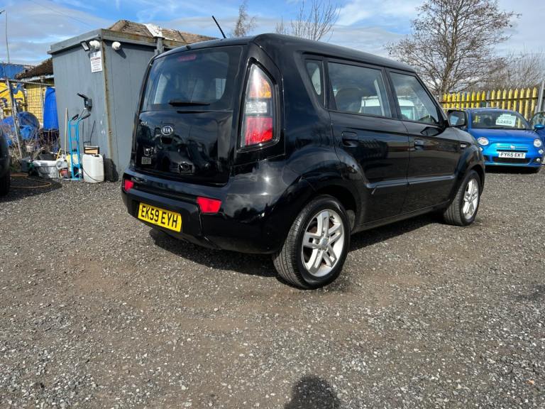 2009 Kia Soul 1.6 Petrol HATCHBACK Petrol Manual