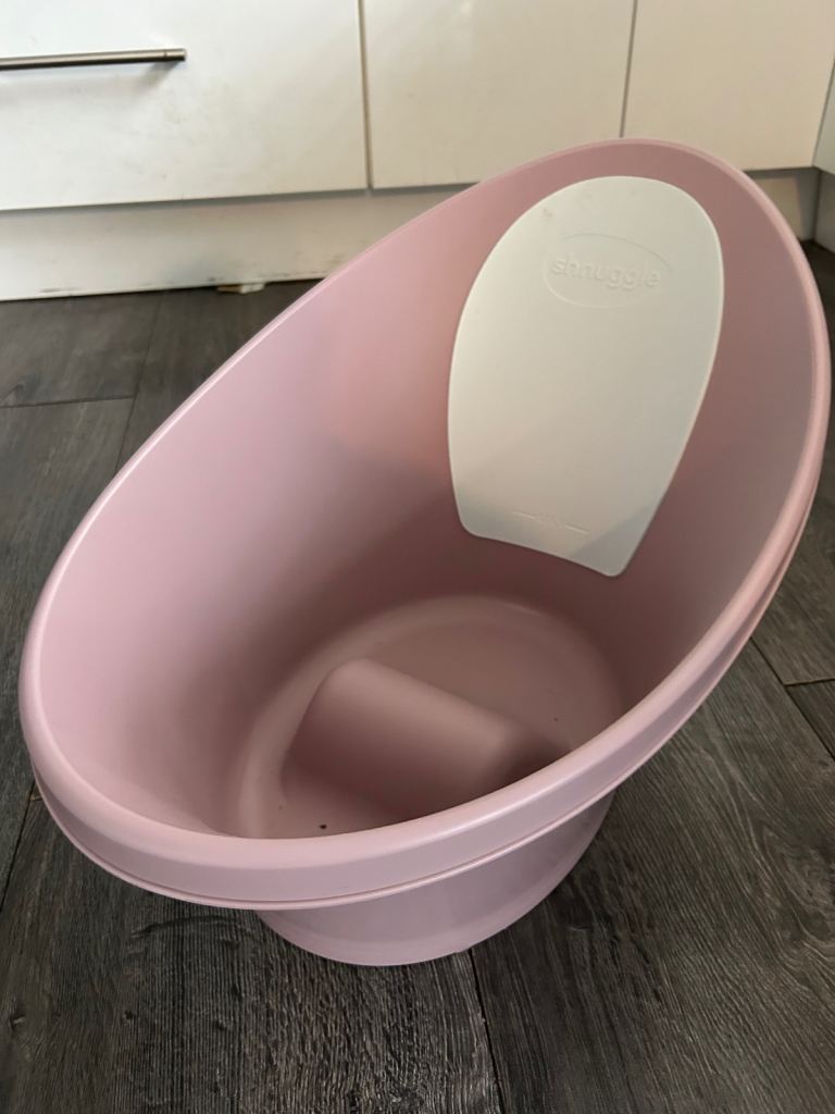 image for Shnuggle Newborn Baby Bath (Blossom)
