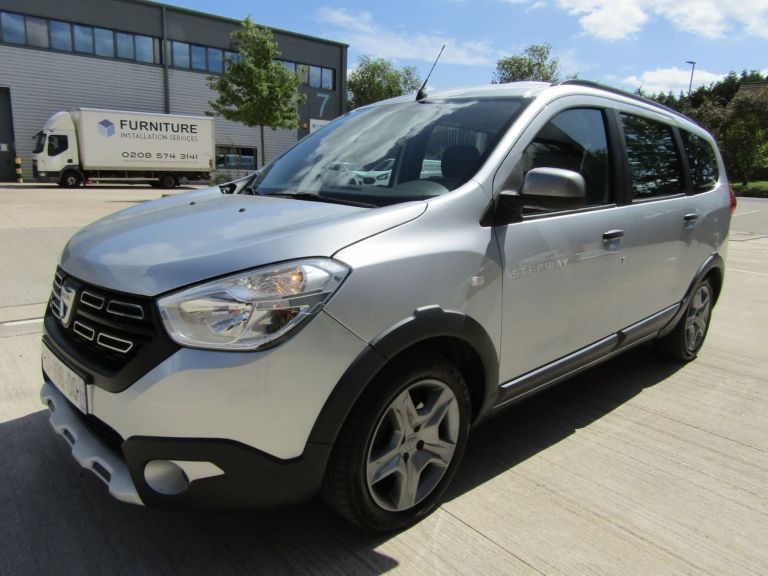 2021 Dacia Stepway LODGY 1.5 DCi 7 SEATER EURO 6 (s/s) 5DR 6 SPEED MANUAL LEFT HAND DRIVE Estate ...
