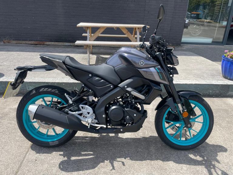 Yamaha MT125 MT-125 MT 125 Midnight Cyan learner legal naked bike 